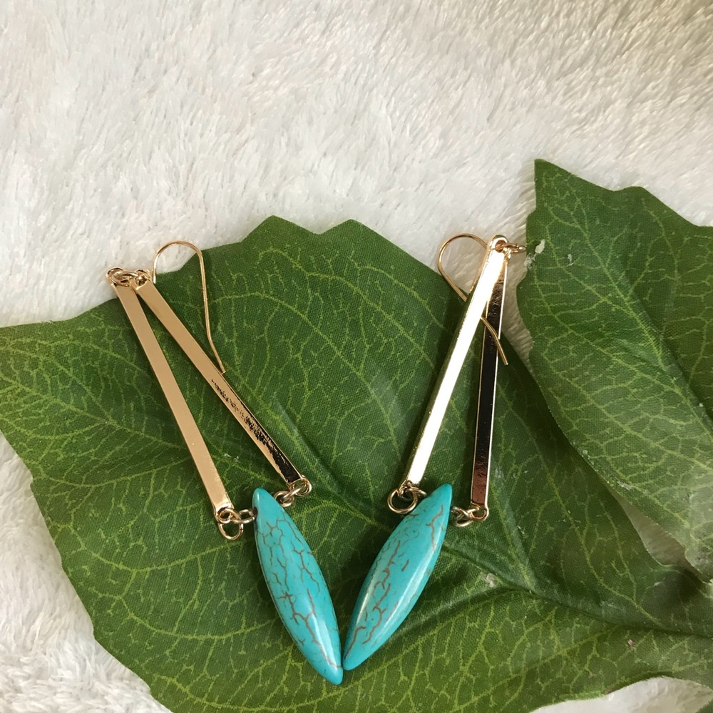 Turquoise Gold Tone Geometric Drop Dangle Earrings - Picture 5 of 7